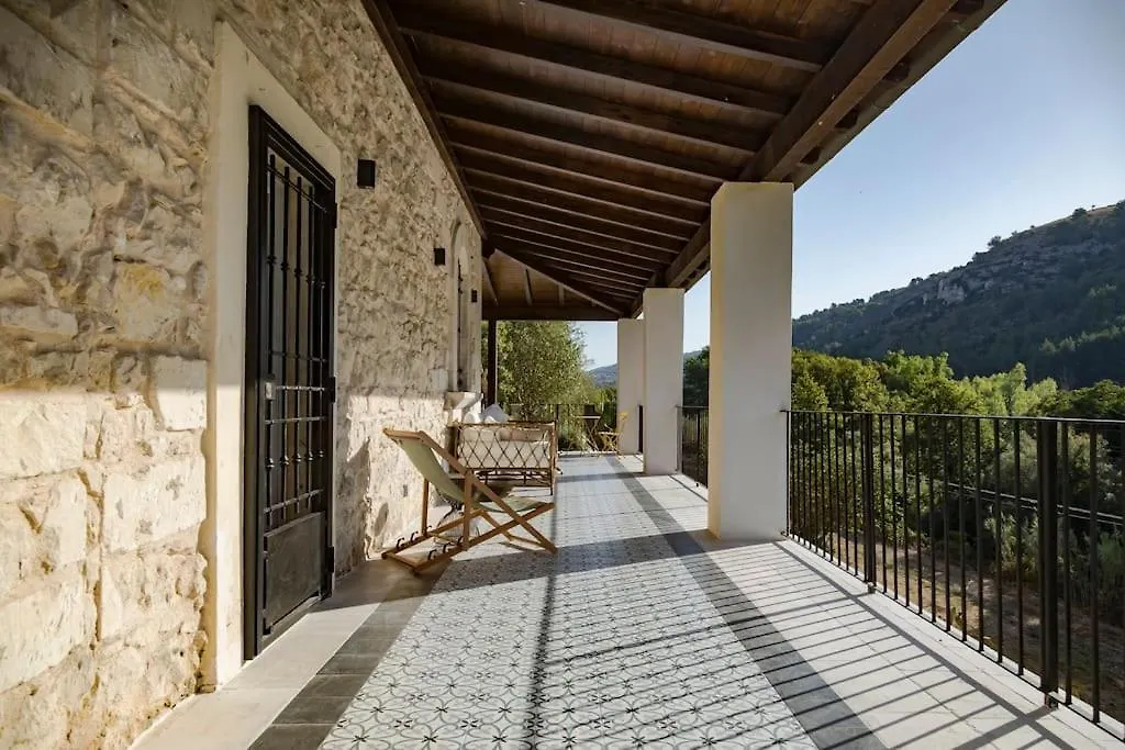 Villa La Rocca Ragusa 0*,  Italy